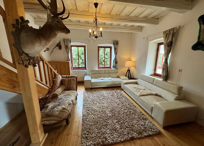 U Polovnika Villa Svätý Anton